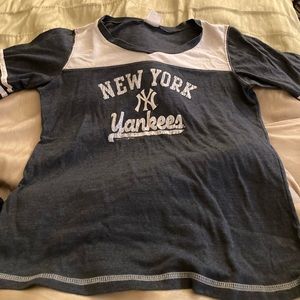 New York Yankees women’s Tshirt